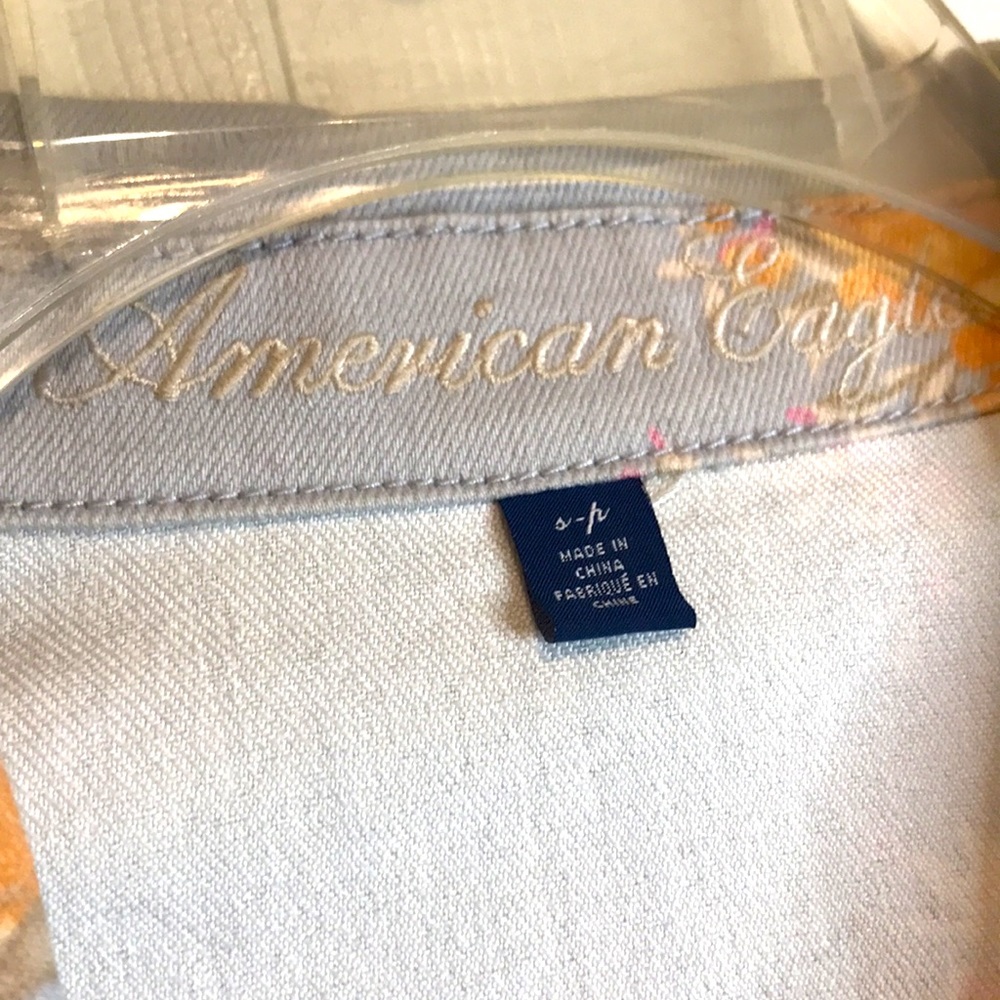 American Eagle Jean Jacket Roses - Picture 2 of 3